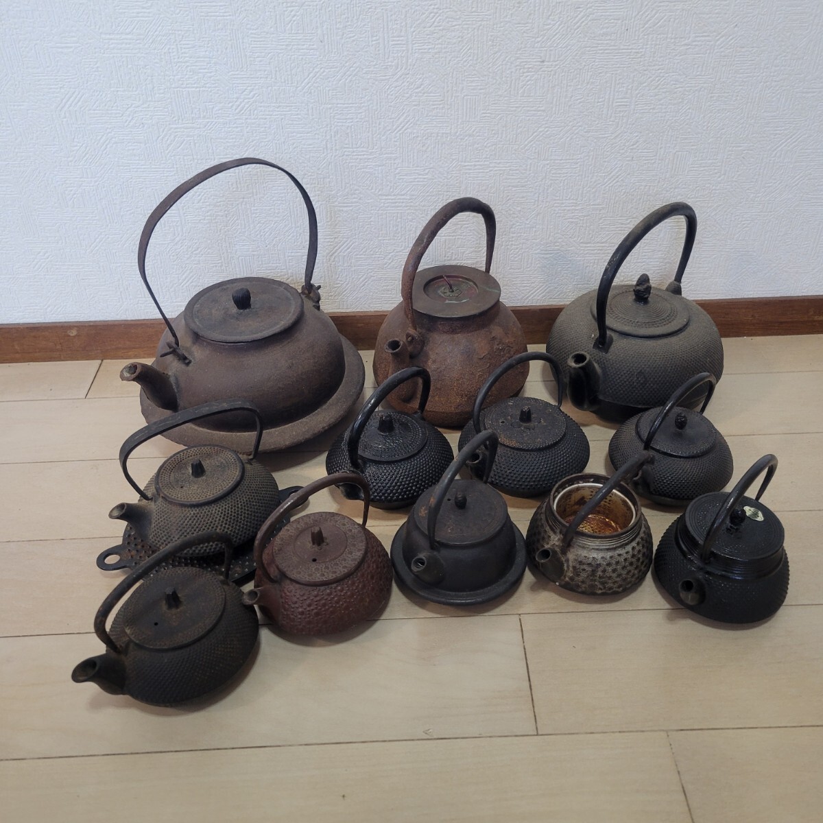 南部鉄器 鉄瓶 急須 鉄器 茶道具 金属工芸 鉄製 岩鋳 アンティーク 茶器 まとめて まとめ 真鍮蓋拍卖