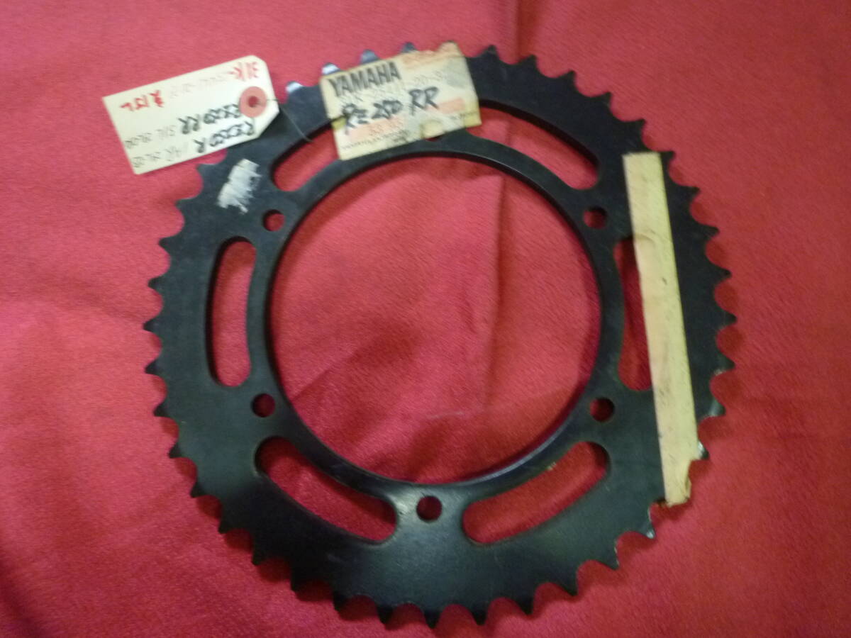 ヤマハ純正★新品 RZ250 リアスプロケット★デッドストック 31K-25441-20-33 拍卖