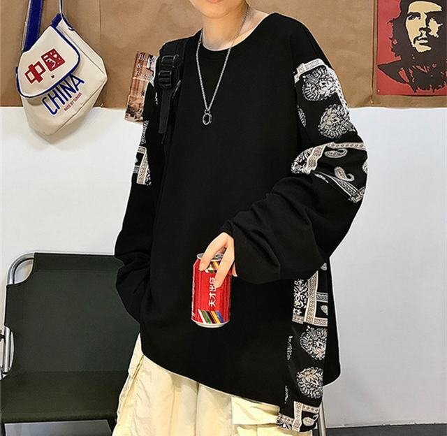 Tシャツ カットソー トレーナー スウェット 長袖 クルーネック ロンティー ロンー柄 バンダナ柄 オシャレ ブラック 2XL拍卖