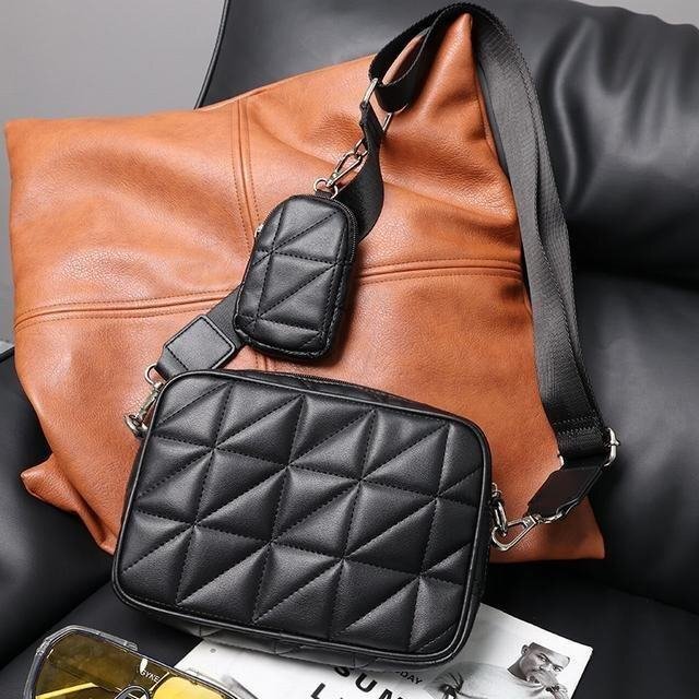 ショルダーバッグ 小物入れ メンズ レディース ポシェット チャック pu革 軽い 薄い 通勤 多機能的 小さめ 横型 男女兼用拍卖