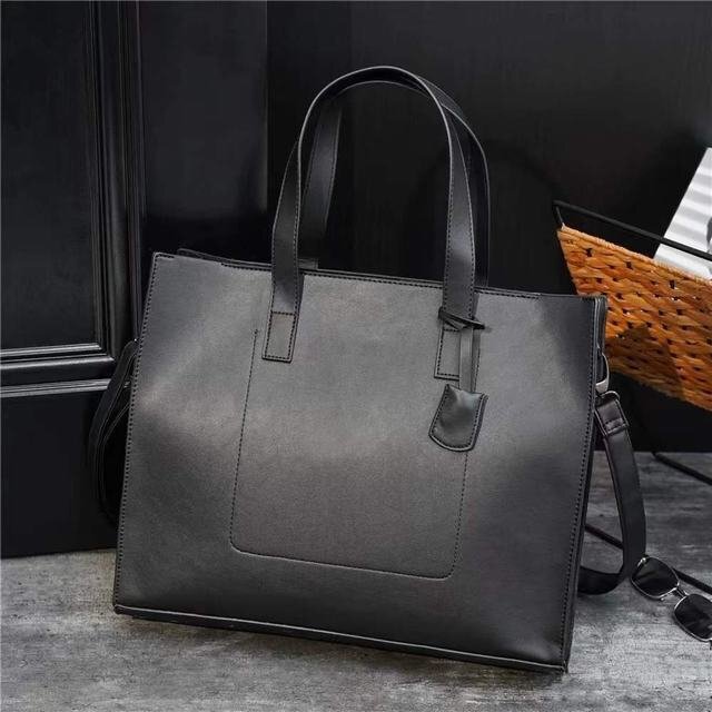 トートバッグ ショルダーバッグ ワンショルダーバッグ メンズ ビジネス 斜めがけ 大容量 レザーバッグ pu革 デイリー 手提げバッグブラック拍卖