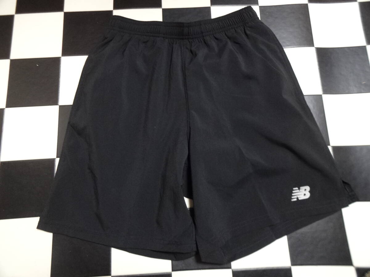NB ニューバランス ショートパンツ サイズS R8627 黒 拍卖