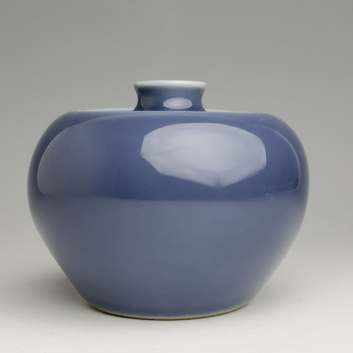 唐物 天青釉蘋果尊 大清雍正年製 款 中国古玩 美術 B5-48拍卖