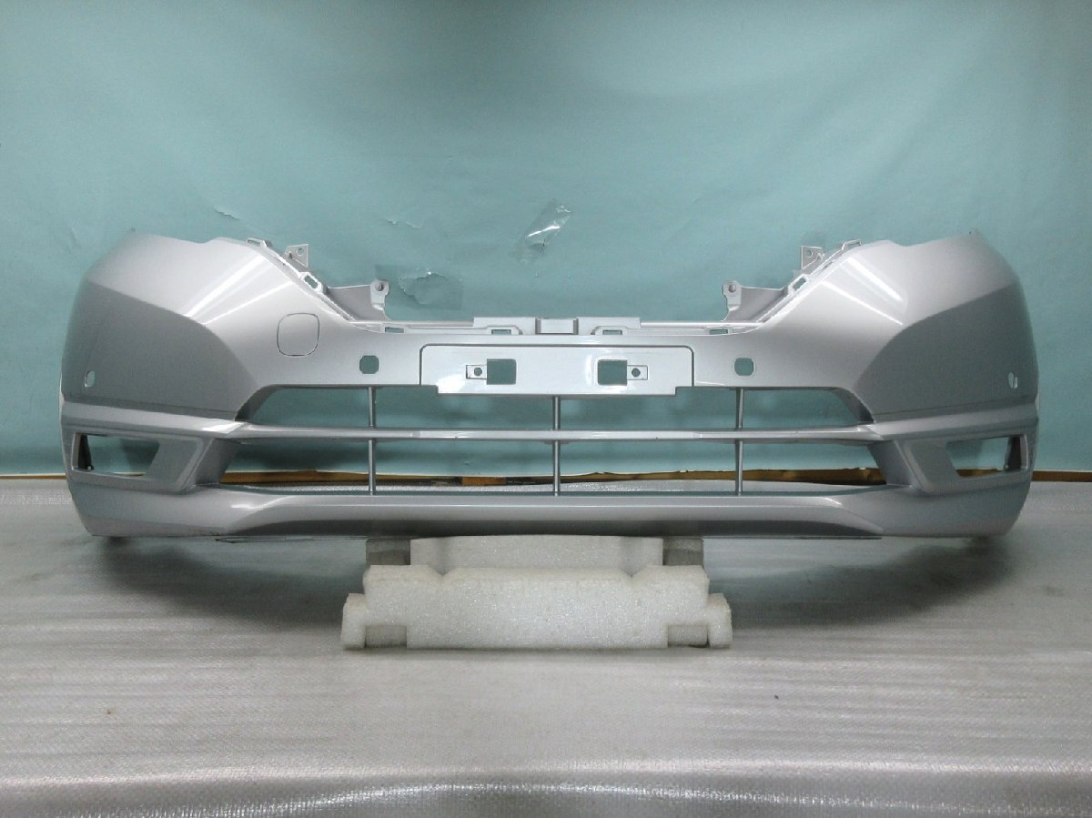 ◆ E12 ノート NOTE 後期 純正 フロントバンパー 62022-5WJ0H ブリリアントシルバー拍卖