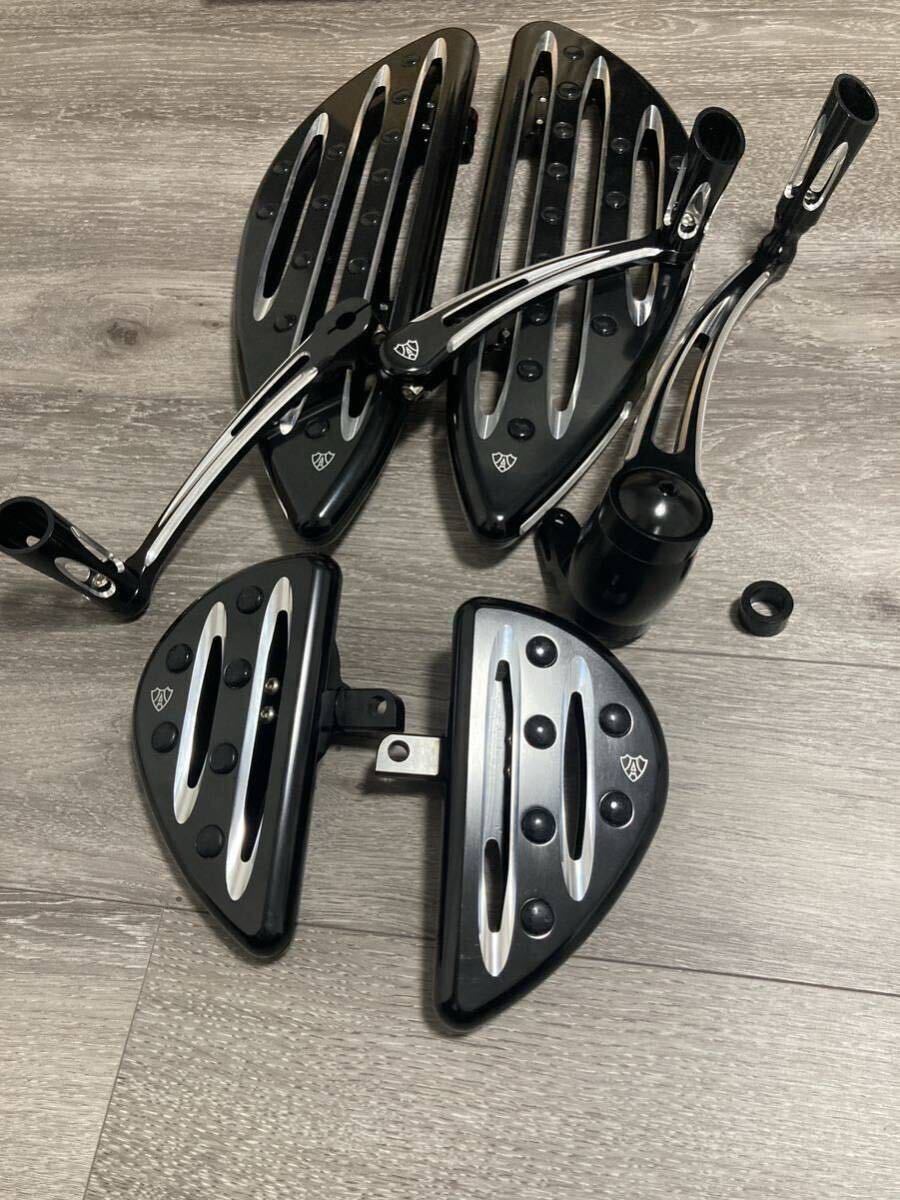 即納 送料込み フロアボード フルセット パッセンジャー ハーレー ツーリング ソフテイル フットペグ シフター ブレーキ ブラック1拍卖