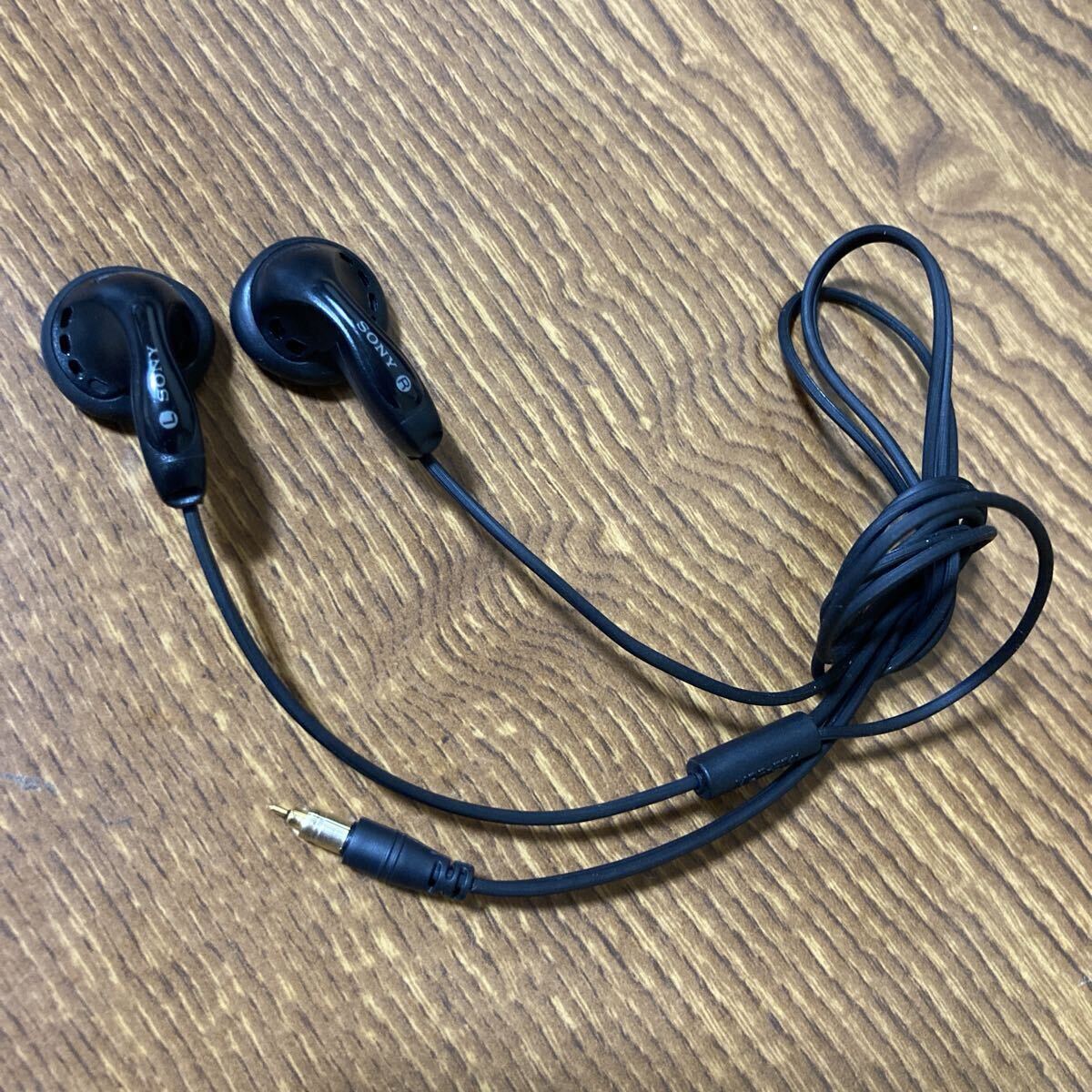 SONY イヤホン MDR-E741 動作確認済拍卖