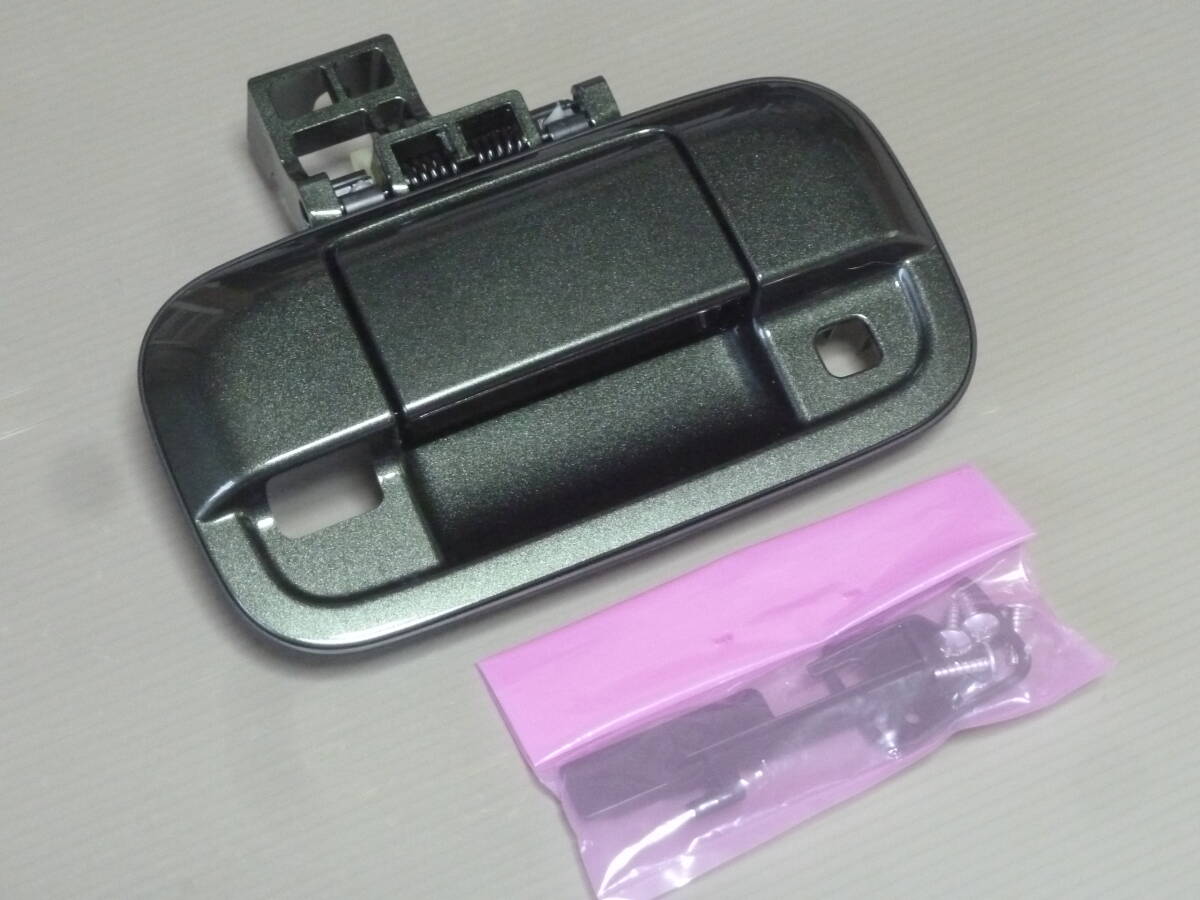 エブリイ DA17W DA17V スズキ純正 バックカメラ取付用ドアハンドル リクエストスイッチ有 ZVD クールカーキパールメタリック 新品拍卖
