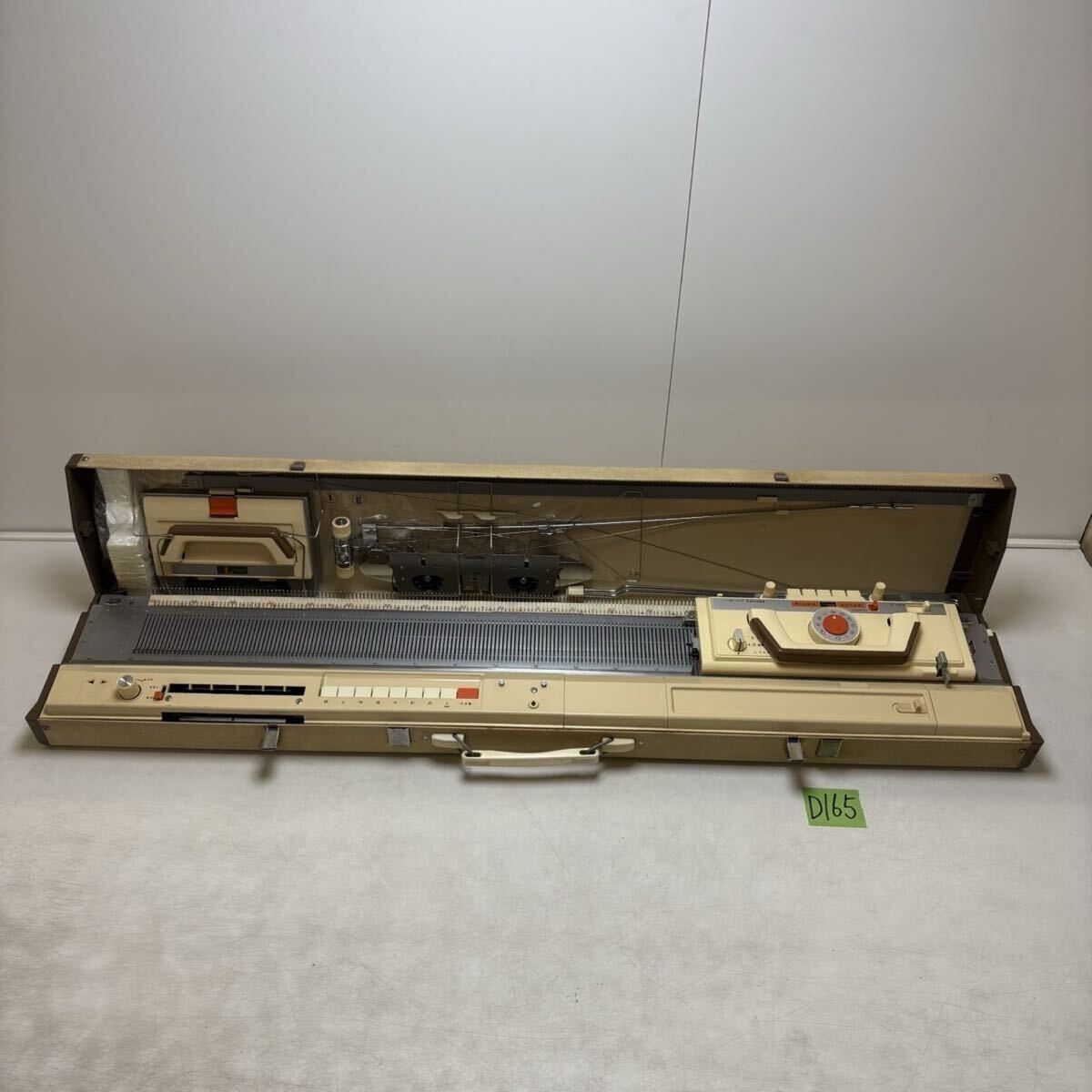 ★D165 BROTHER ブラザー KH-811 編み機 ハンドクラフト 編機 手工芸 編物 編み物 手芸 brother 中古品 現状品 ★拍卖