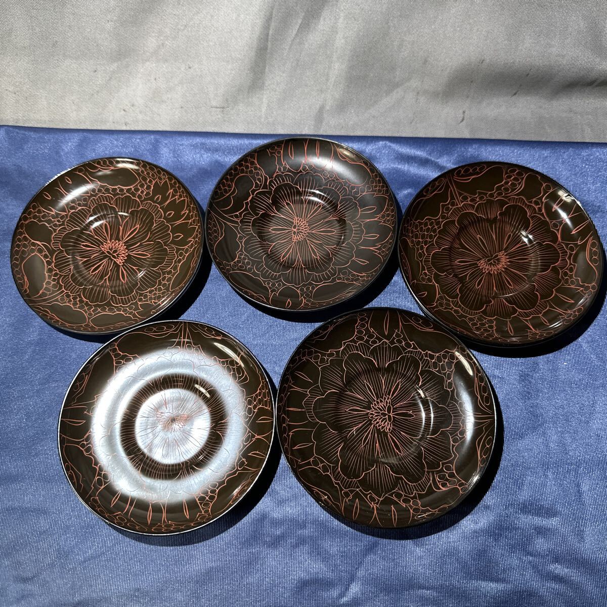 茶托 漆器 煎茶道具 牡丹彫 和食器 小菓子皿5個状態が良い中古品拍卖