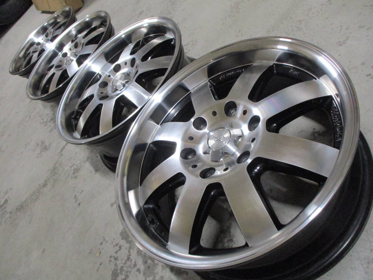 ファブレス/ハイエース200/レジアス/コモ/キャラバンE25/キャラバンE26/NV350/に スタッドレス にも拍卖