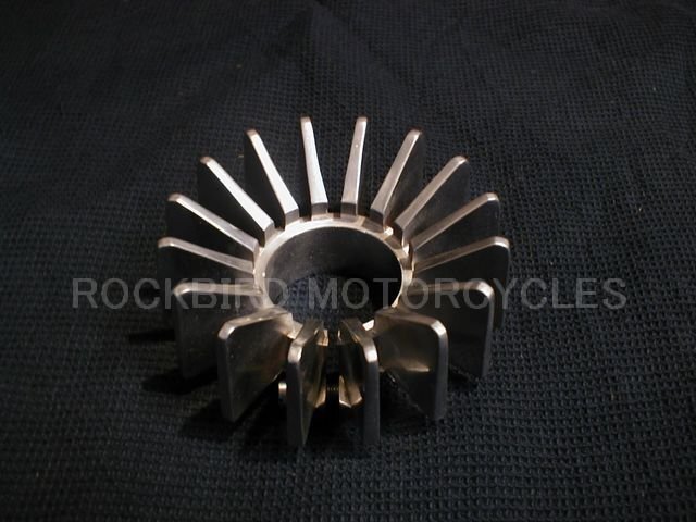 トライアンフ トラチョッパー ビックフランジ クランプ サイズ / 内径1-1/4インチ(約32ミリ)拍卖