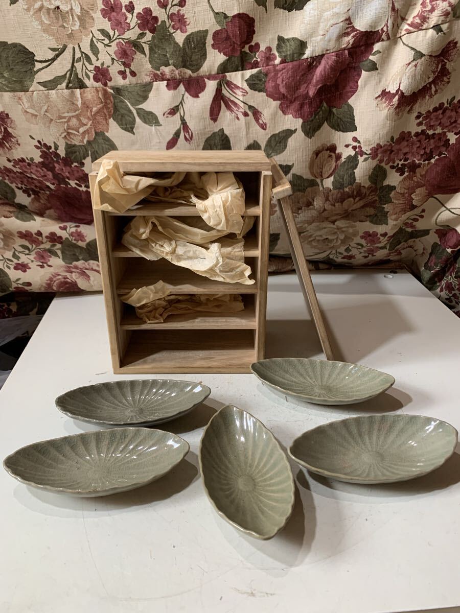 時代 古萩 江戸中期 青磁 葉皿 5客拍卖