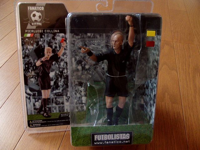 即決新品!!FANATICO公式02年W杯日韓大会決勝COLLINA【FIFA最優秀審判】ピエルルイジ・コッリーナ希少フィギュア☆アトランタ五輪決勝拍卖