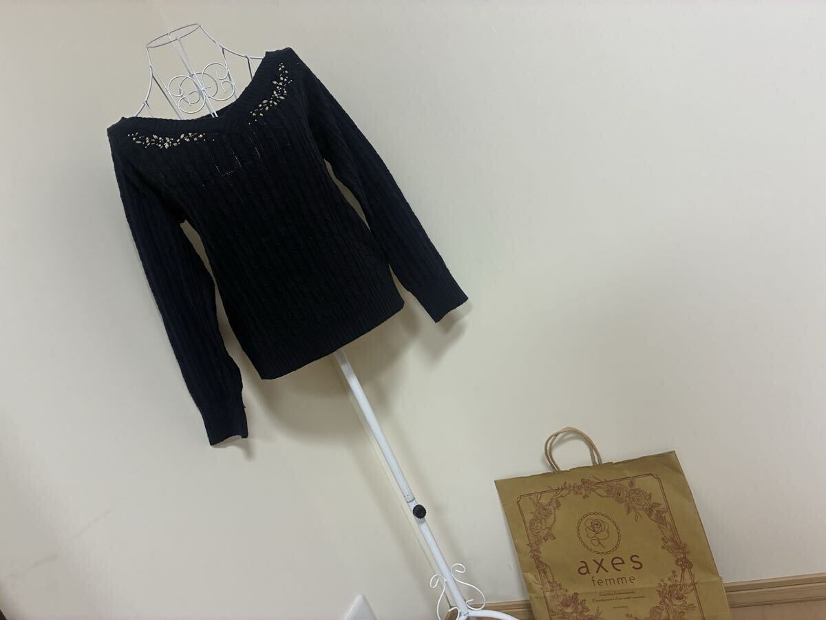 アクシーズファム☆ビジュー.フェイクパール飾りケーブル編み薄手Vネックニットセーター、トップス☆used 拍卖