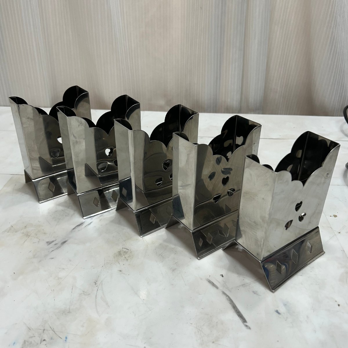 &M& ナフキンスタンド 角型 ナフキン立て 5個セット 18-8 ステンレス まとめ売り 業務用 店舗用品 テーブル用品 中古品 &H-251102拍卖