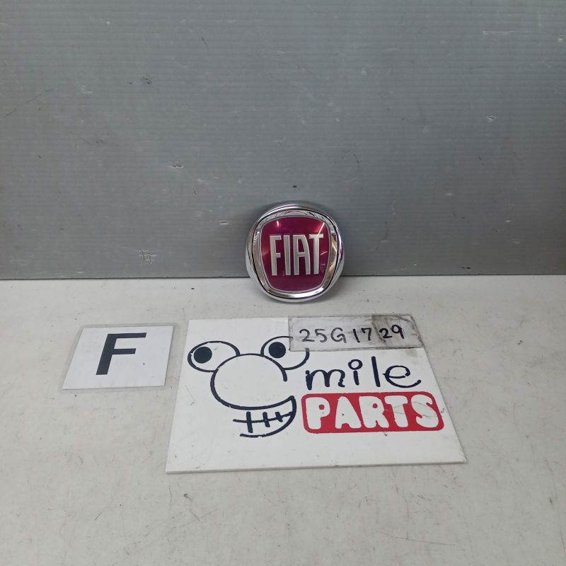 31209 フィアット500 純正 フロントエンブレム 1A5-8-3/25G1729*同梱不可拍卖