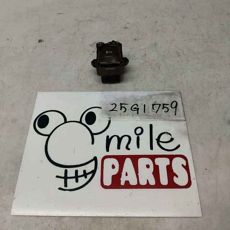 RR1 エリシオン 純正 ドアミラースイッチ 1A3-23-7/25G1759*同梱不可拍卖