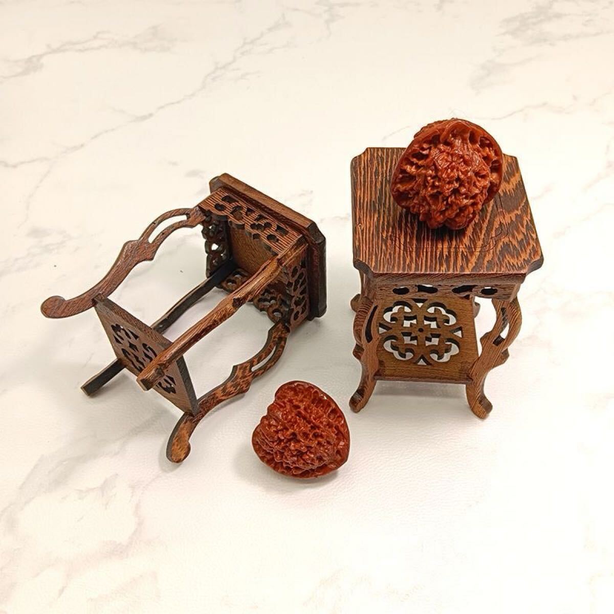 送料無料 激安 ★木製 四足 高卓/全高13cm/猫脚/透かし彫/花台/香炉台/飾台/華道具/茶道具/飾台/盆栽台/インテリア 可愛い花台2個セット拍卖