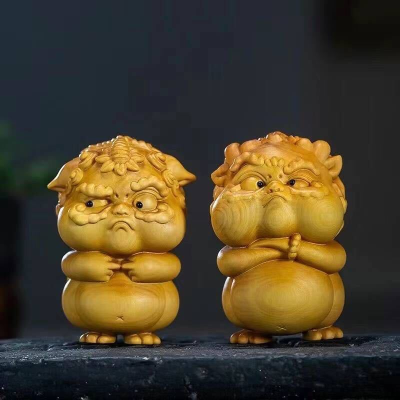 送料無料 高級木材 木彫り彫刻 神獣 可愛い麒麟 木材 お守り 古美術 開運 縁起物 鎮宅辟邪 精密細工仏教美術 セット拍卖