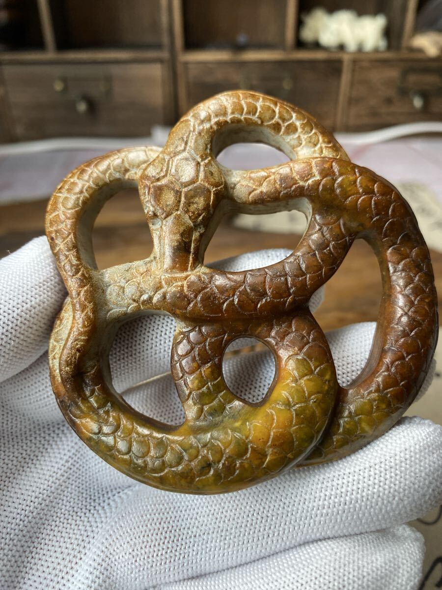 古美術 古玉文化 紅山文化 とぐろを巻く蛇 祭祀器 アンティーク 高さ8cm拍卖