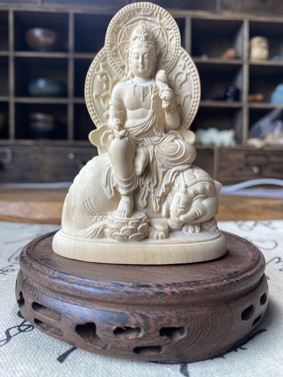 送料無料 花台付 仏教美術 文殊菩薩精密彫刻 縁起物 彫刻工芸品 柘植木彫り ツゲ 木彫仏像 仏壇仏像拍卖