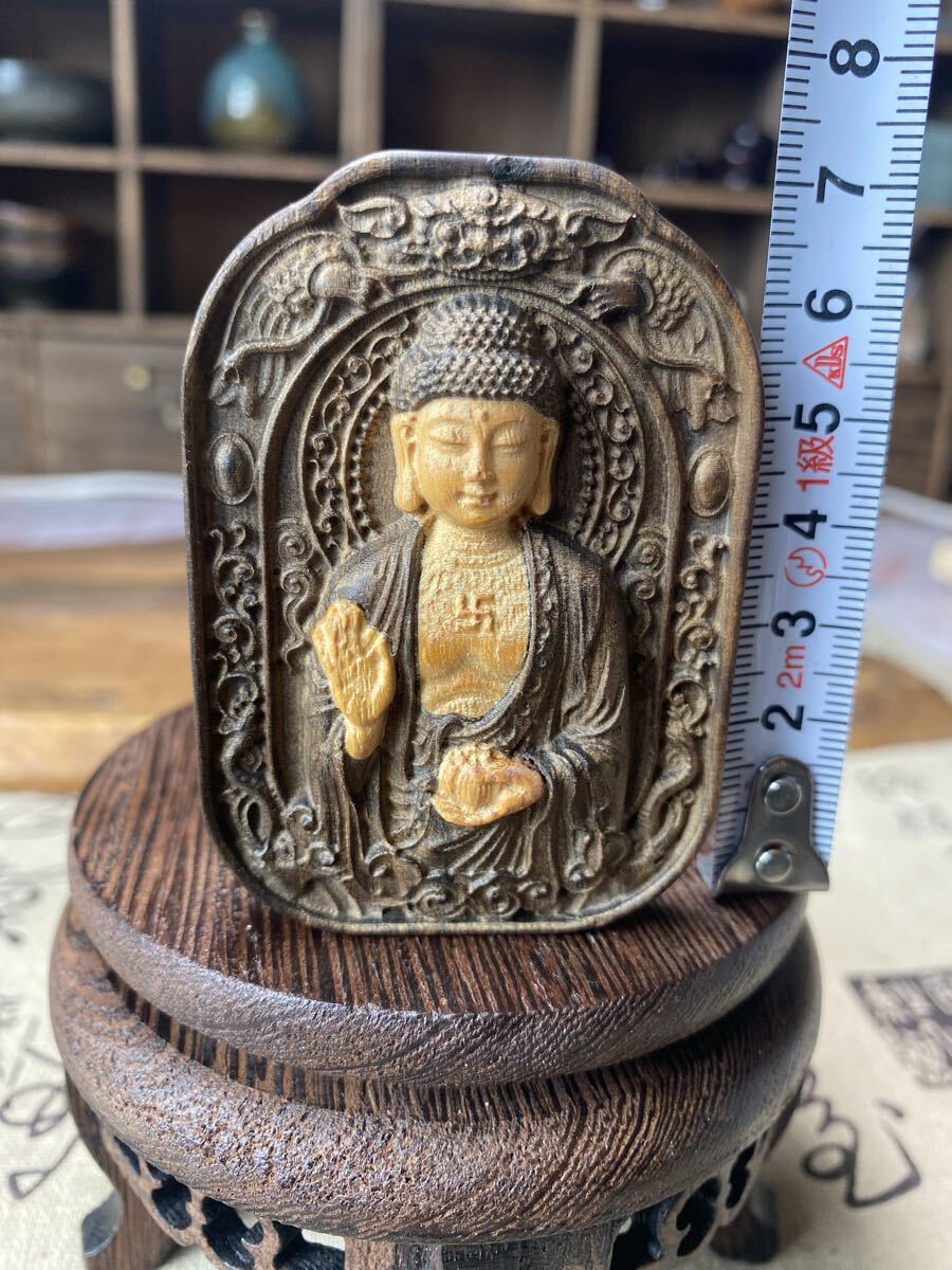 送料無料 古美術 大日如来菩薩 細密木彫 繊細彫刻 観世音菩薩 観音様 お守り 仏教美術 ご本尊 高さ7cm 根付 仏教古美術 大仏坐相 根付拍卖