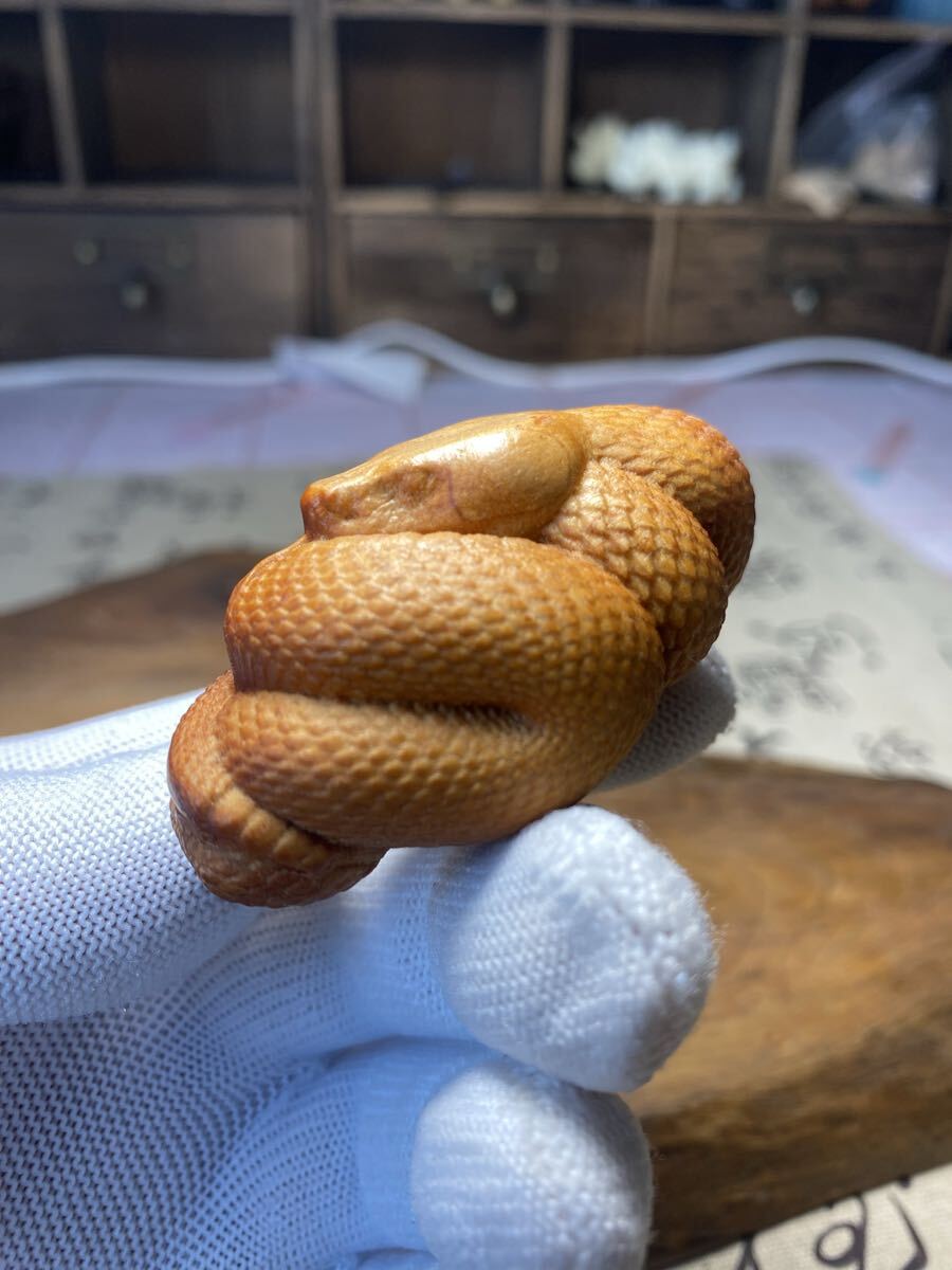 送料無料 天然木彫り 仏教美術 古美術 縁起物 蛇 置物 木彫り 彫刻工芸品 美術 金運アップ 小物 サイズ6cm拍卖