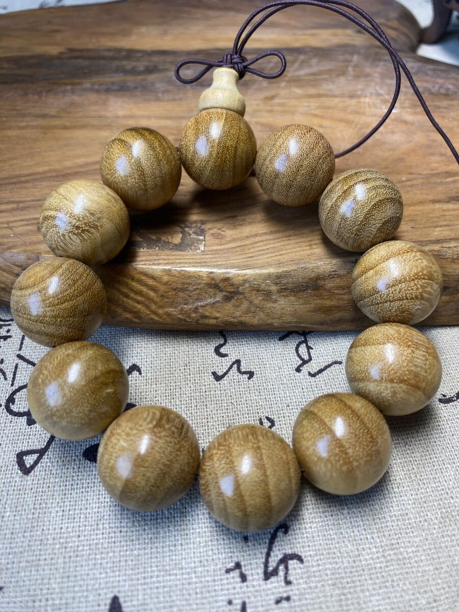 送料無料 大丸数珠 念珠 ブレスレット 手串 天然木 黄金檀木彫り 木珠 12玉 2cm拍卖