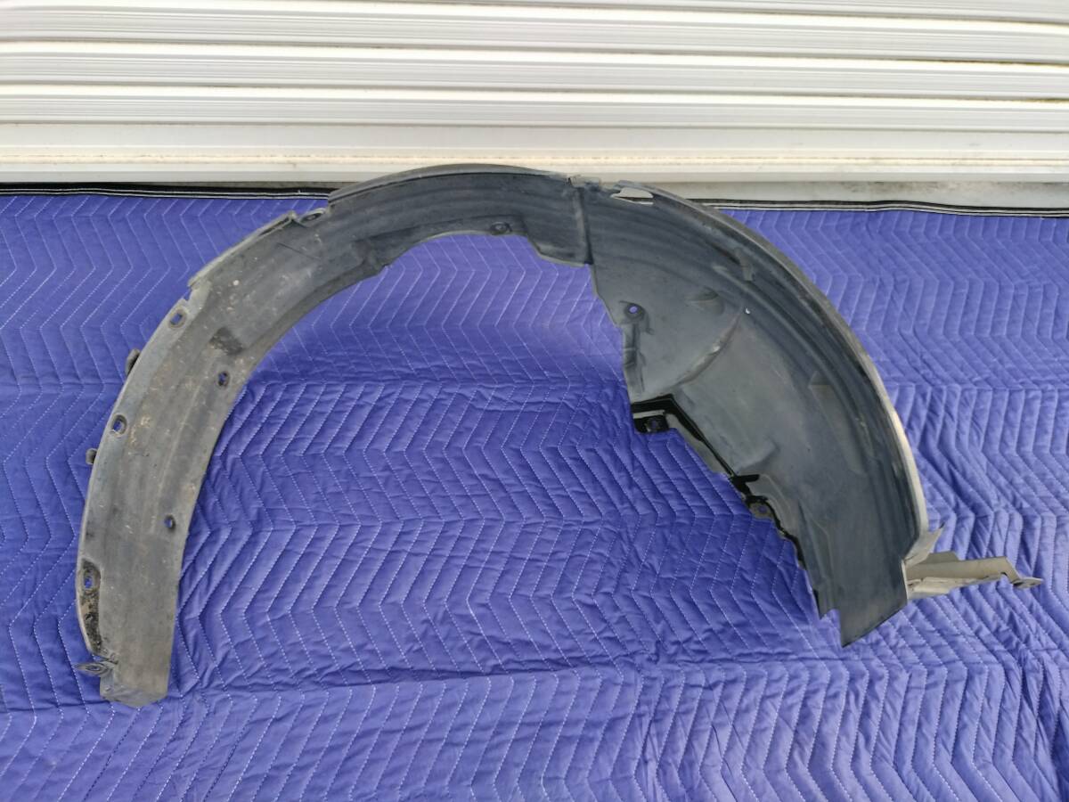 71106 SSZ10 Z☆スイフトスポーツ ZC32S ★フロントフェンダーライナー 右側 運転席側 ★スズキ 同梱不可 拍卖