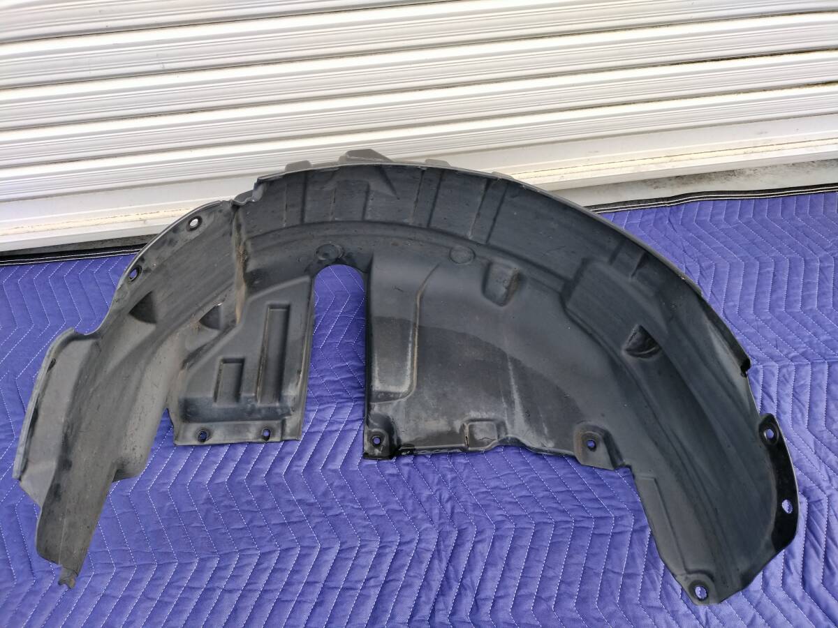 71106 SSZ11 Z☆スイフトスポーツ ZC32S ★リアフェンダーライナー 右側 運転席側 ★スズキ 同梱不可 拍卖