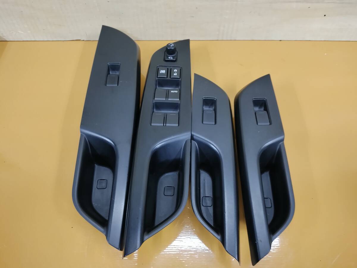 71106 SSZ32 L☆スイフトスポーツ ZC32S ★ウインドウスイッチ パネル付き★スズキ 同梱不可 拍卖