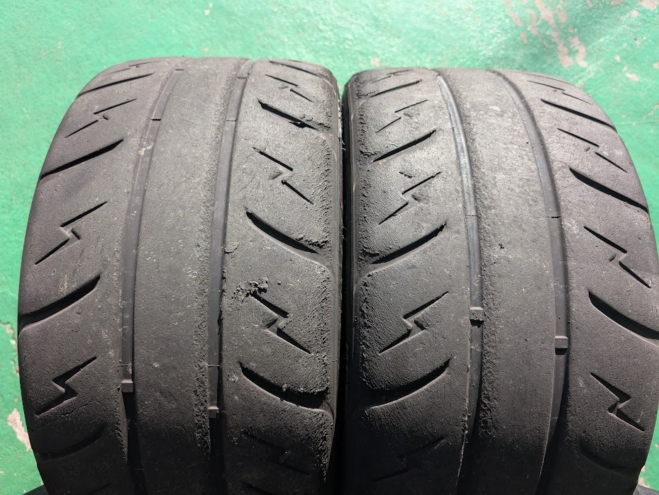 265/35ZR18 97W XL TW200 シバタイヤ SHIBATIRE REVIMAX R31 2本セット 中古品(M)拍卖