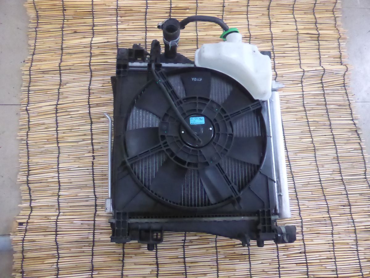 B2 12 MR31S,MR41S ハスラー ★ ラジエーター&コンデンサー&電動ファンシュラウドセット!!拍卖