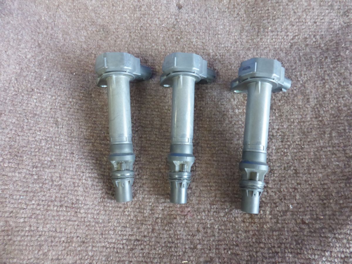 SX05 ダイハツ純正 イグニッションコイル 3本 19070-97205 送料600円★ ハイゼット S200P S210P S320V S330V拍卖