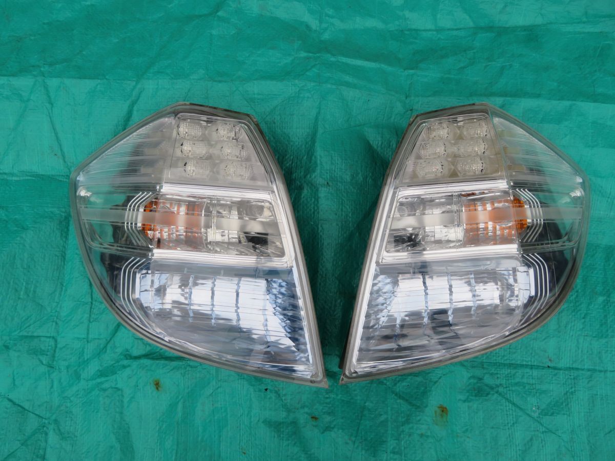 12 フィット ハイブリッド GP1 GP2 テールランプ クリア テールライト 左右 P9883 GP3 GP4拍卖