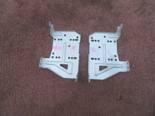 MK21S パレット ルークス ML21S オーディオステー ブラケット 取り付け金具 拍卖