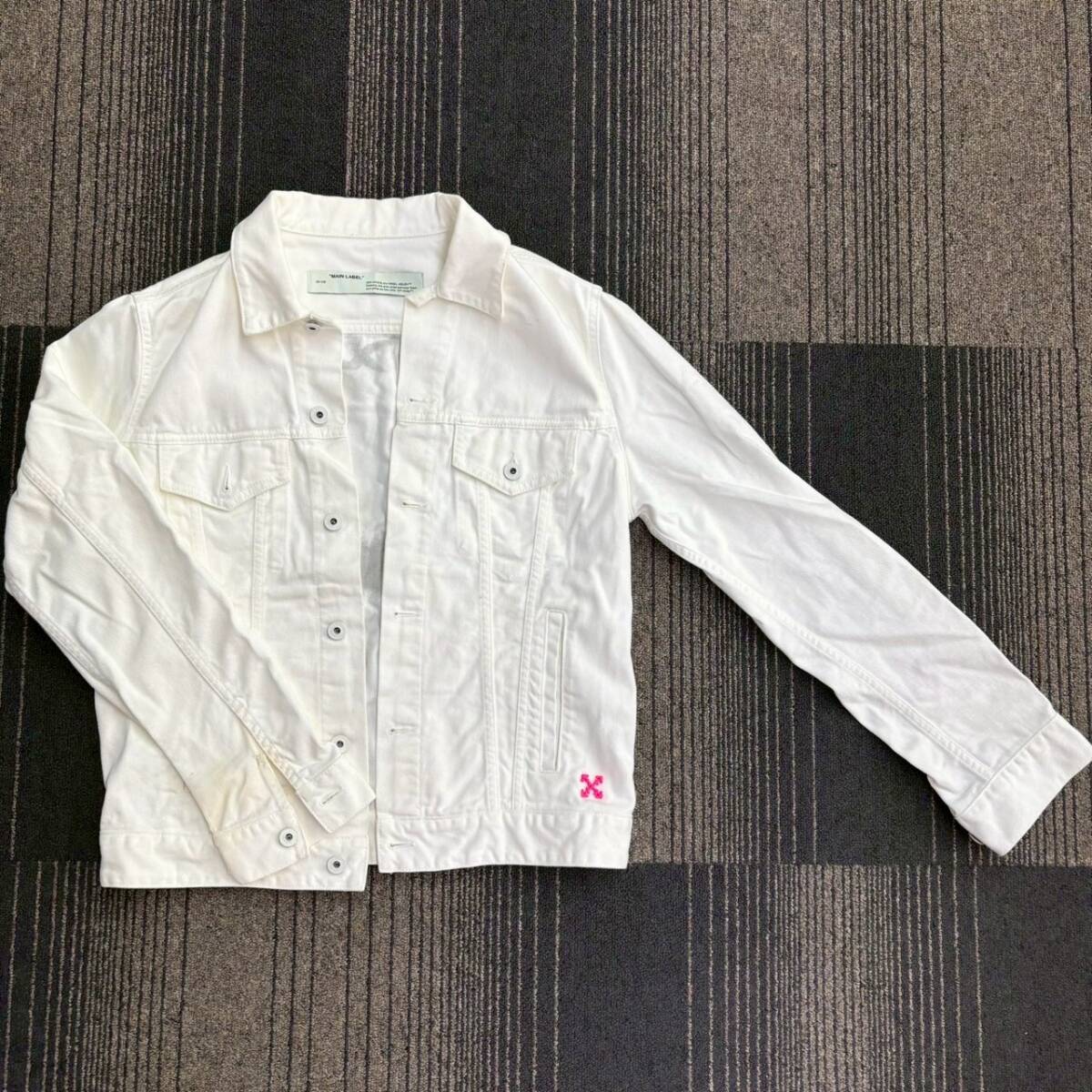 【T1108◯?】オフホワイト 白デニム ジャケット サイズM ファッション 洋服拍卖