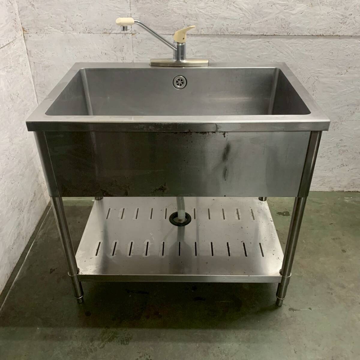 ステンレス製 1槽シンク 水栓付 W900×D600×H850 厨房 厨房機器 店舗 店舗用品 中段付 流し台 業務用 A0805YG拍卖