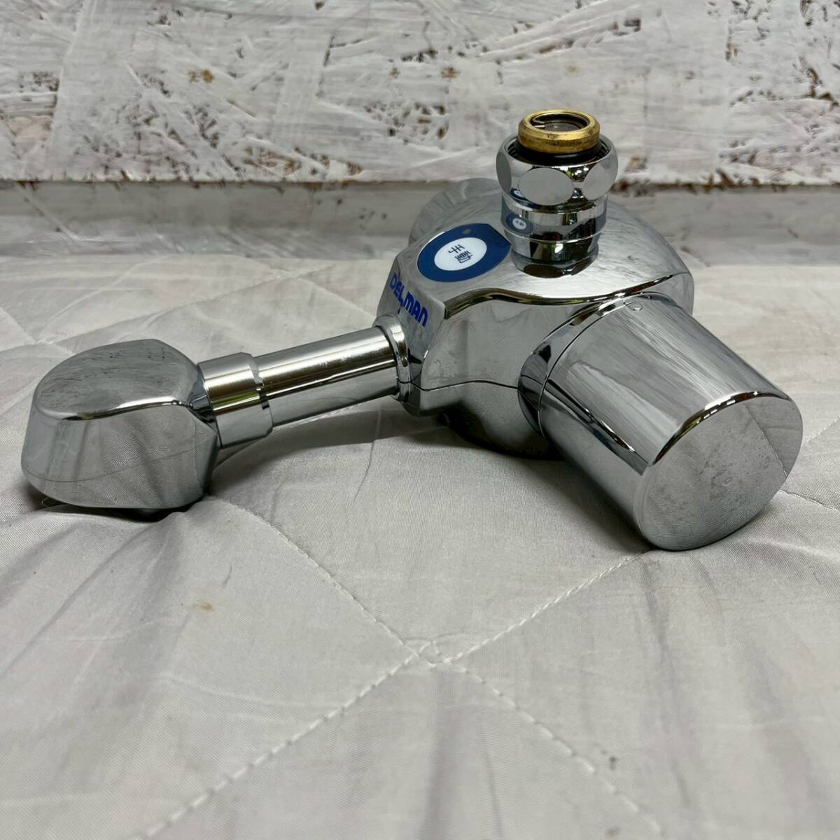 DELMAN 後付け自動水栓 HS-72 乾電池式 自動水栓デルマン 単水栓用 現状渡し 美品 設備用品 住設 後付け Y2395拍卖