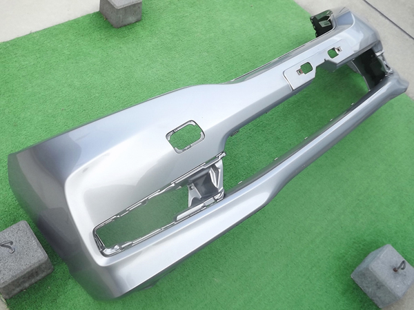 ★微損,送料安,後期,NH830M,ルナシルバー・メタリック★シャトルGK8/GK9フロントバンパー★シャトルハイブリッドGP7/GP8,純正,銀★Re:P拍卖