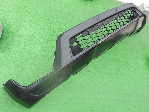 ☆微傷,送料安,ガーニッシュ付,ブラック★CR-V RW1/RW2フロントバンパー★CRV,ハイブリッドRT5/RT6純正ロア,アンダー下パネル,モール黒Re:P拍卖