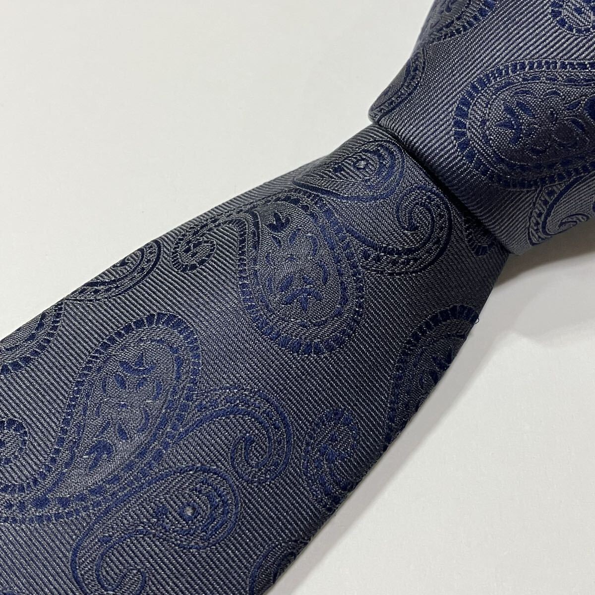 ペイズリー ジャガード シルク ネクタイ 古着 ネイビー 645-8拍卖