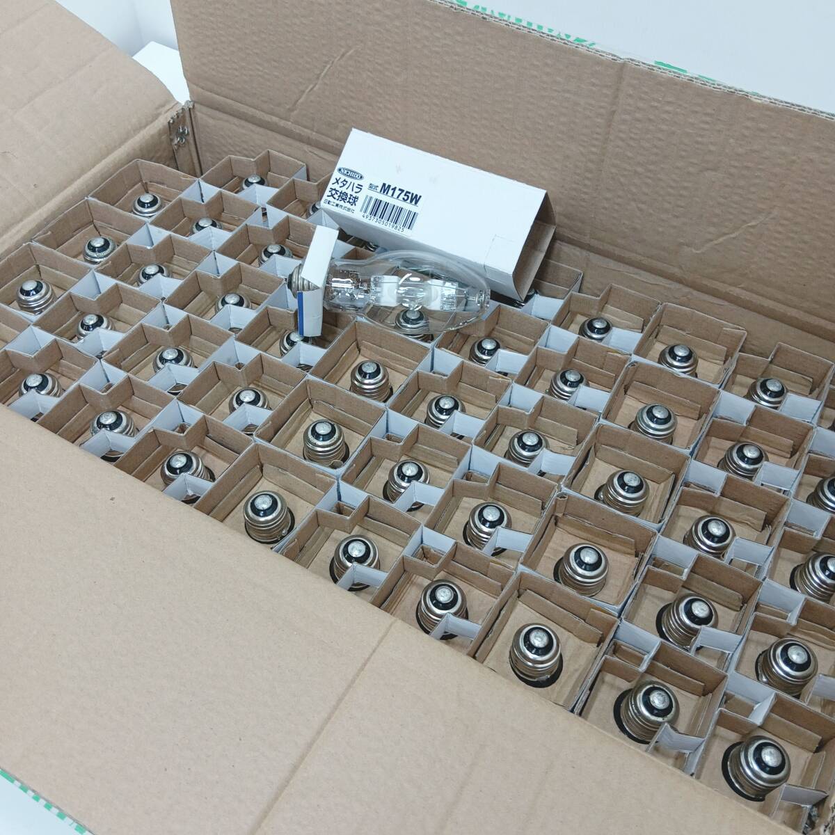 11k6471zz 計50点 メタルハライドライト交換球 日動工業 175W 口金W26 白色(4200K) M175W 廃版 ケース売り まとめ売り拍卖