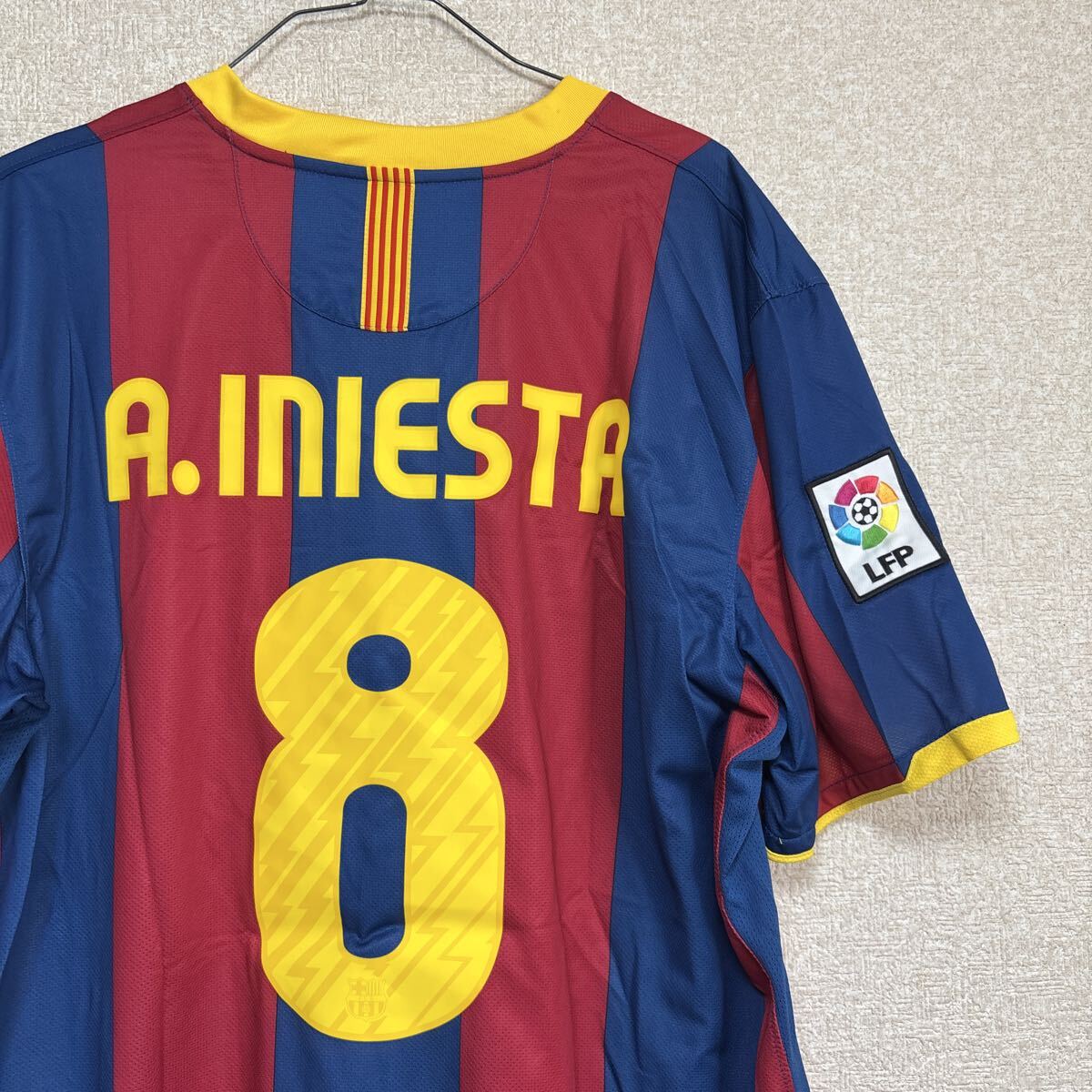美品 【ビッグシルエット】NIKE ナイキ サッカー バルセロナ A.INIERTA イニエスタ ユニフォーム ヴィッセル神戸 メンズXLサイズ拍卖