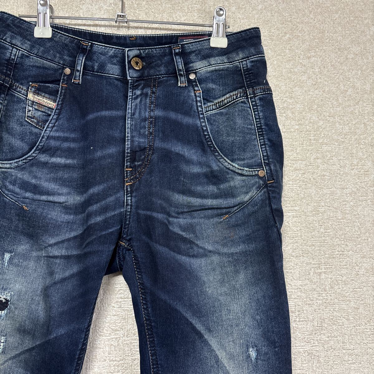 【鬼髭 ハチノス】 DIESEL ディーゼル FAYZAスキニーデニム ダークブルー サイズ23 レディースLサイズ相当拍卖