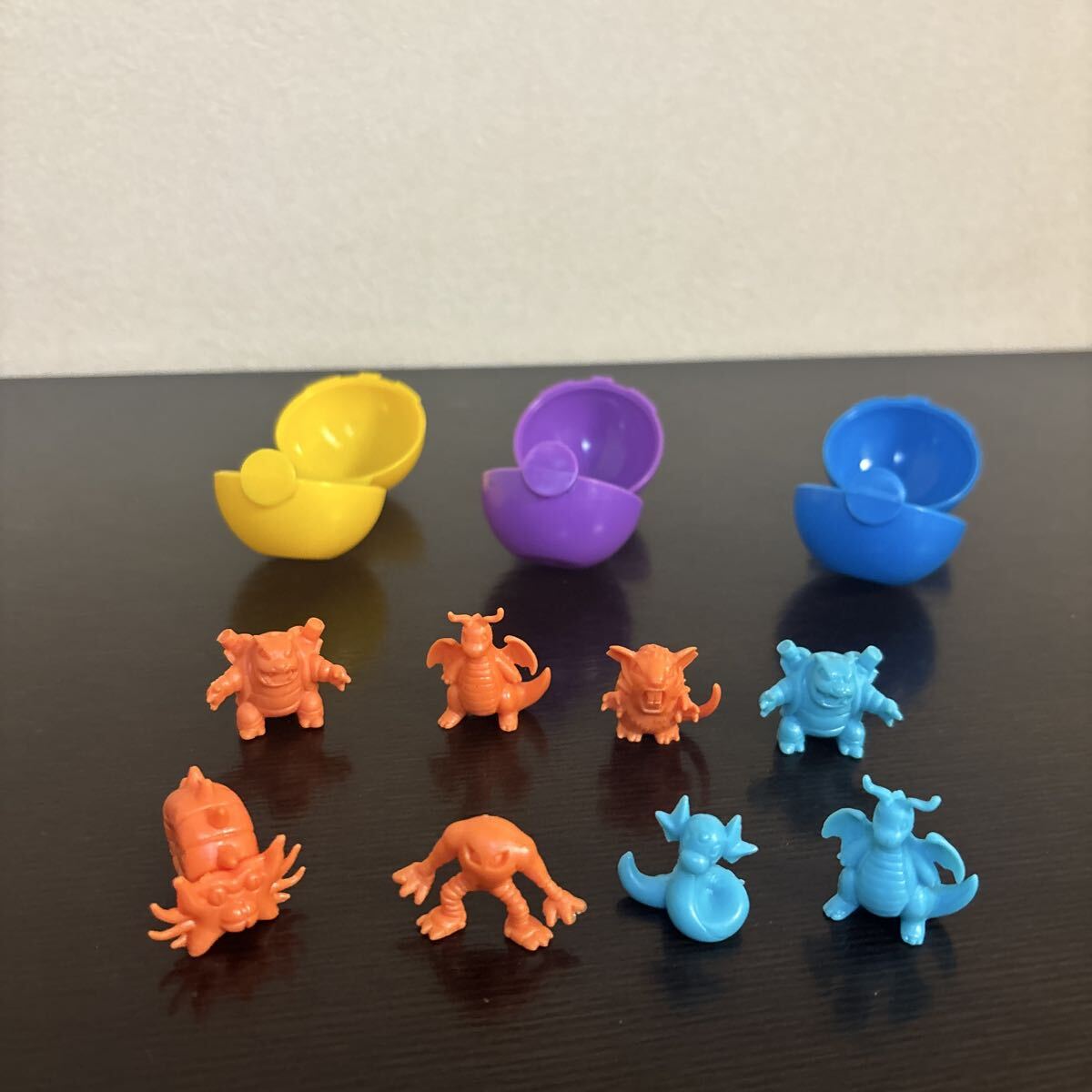 1997 ポケモンクラブ フィギュア 8個 中古品 オムスター ミニリュウ カイリュー 他 モンスターボール まとめて ポケットモンスター拍卖