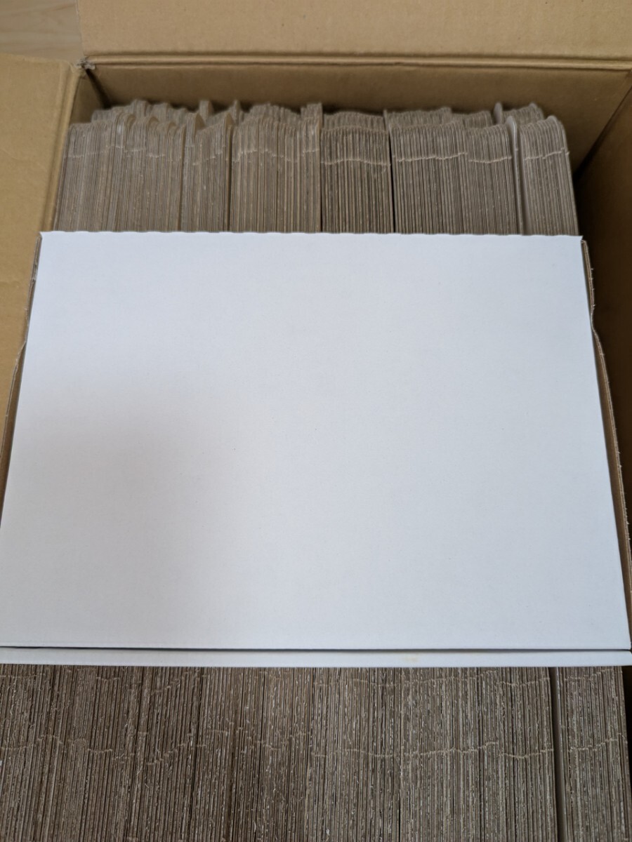 【発送用ダンボール箱150枚】【ゆうパケット・クリックポスト用】【A5サイズ】【郵送に便利!底面A5・厚さ3cm以内のダンボール箱】拍卖