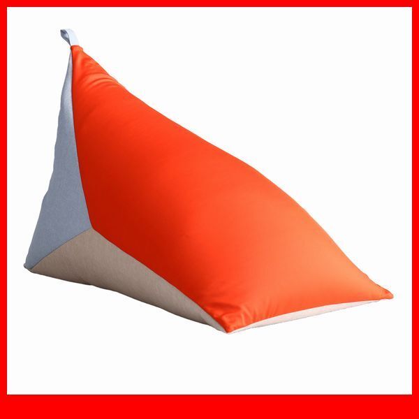 クッション★新品/コンパクトビーズクッション/座る もたれる 寝転ぶ 抱える/軽量 取っ手付き/安心の日本製 完成品/レッド/特価/a3拍卖