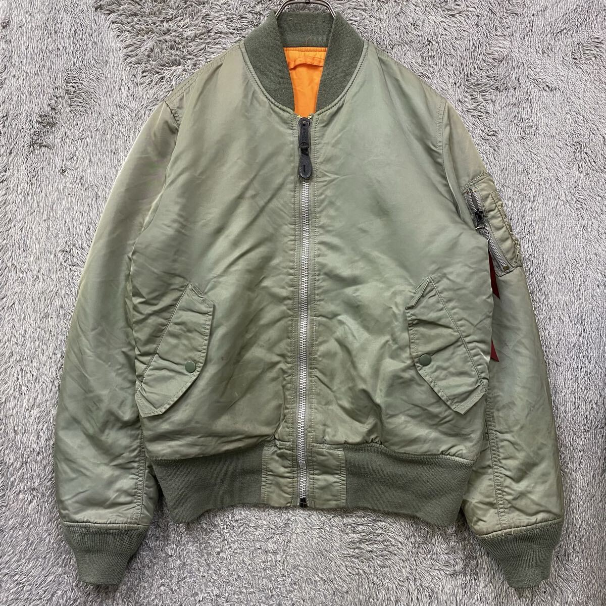 ☆ ALPHA INDUSTRIES アルファ MA-1 フライトジャケット ミリタリー サイズM 中綿 ナイロン カーキ 緑 メンズ トップス 最落なし(B)拍卖