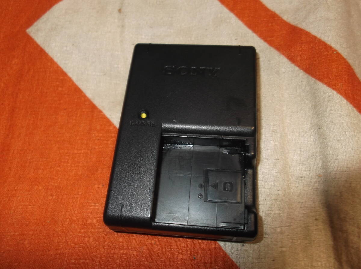 ●SONY ソニー BC-CSGC 純正 バッテリー チャージャー カメラ 充電器●拍卖